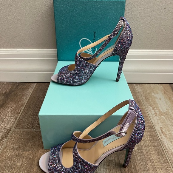 Betsy Johnson Lilac Crystal Brand New Shoes - Picture 9 of 12